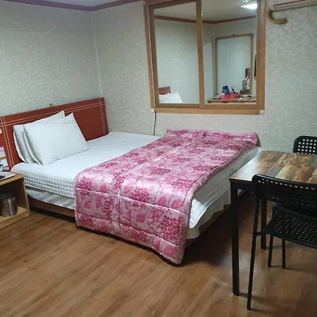 Eve Motel