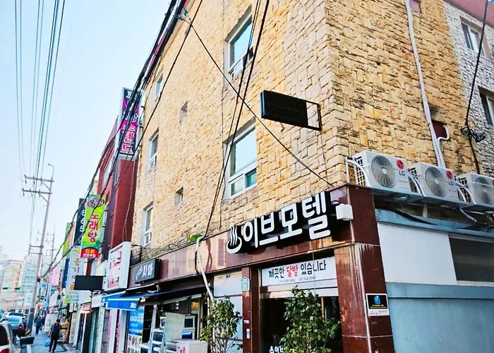 Eve Busan